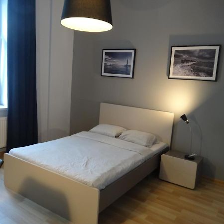 One More Night Apartment, Poznan Old Town Esterno foto