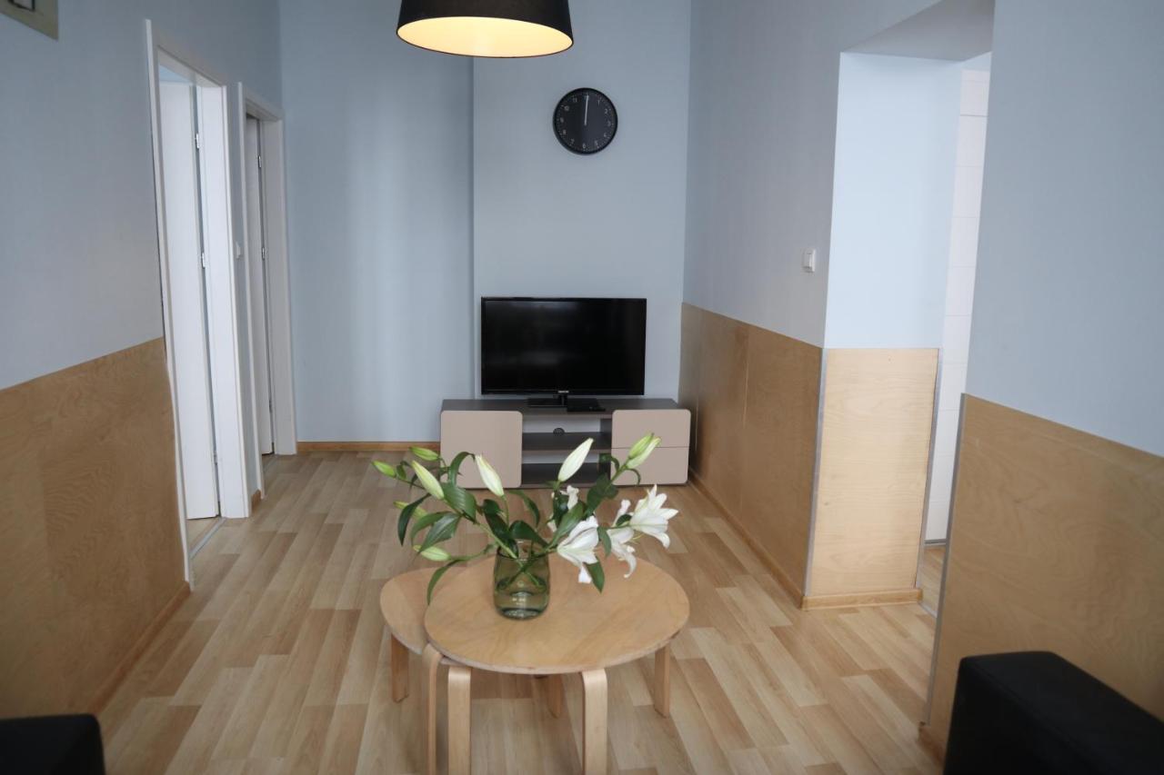 One More Night Apartment, Poznan Old Town Esterno foto