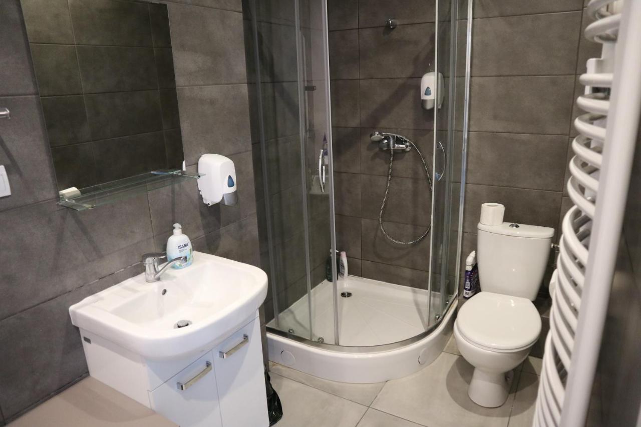One More Night Apartment, Poznan Old Town Esterno foto